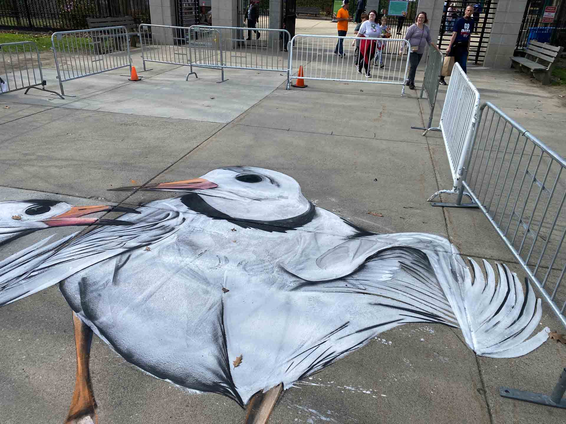 right-bird-with-onlookers_5 Felipe Ortiz mural